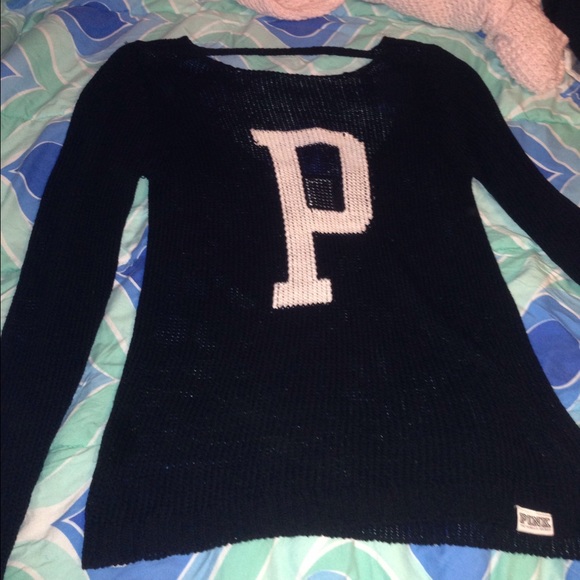 Victoria secret pink sweater. (Open to offers)