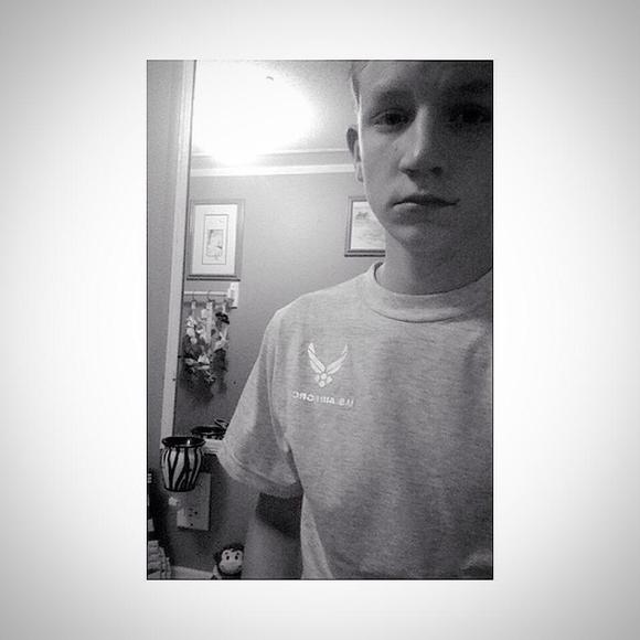 Meet your Posher, David - Picture 1 of 1