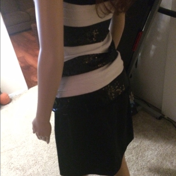 Sequence💄🎊tunic/top or dress black & eggshell - Picture 3 of 4