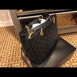 Chanel gst purse