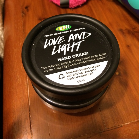 2 lush love & light hand cream