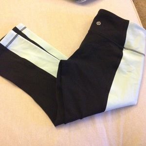 Lululemon Speed Crop pants