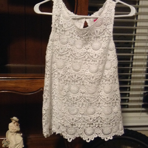 Lily Pulitzer white shirt size xsmall