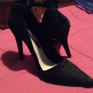 Black 100% Calf Hair Pumps