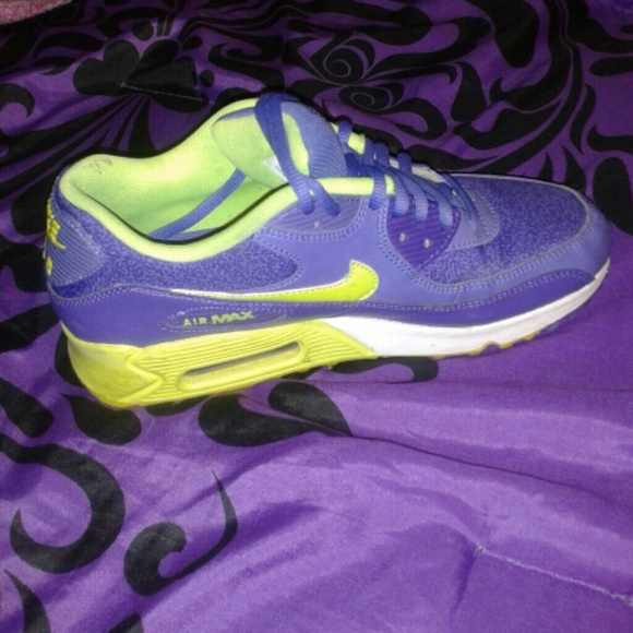 Air Max 90 - Picture 2 of 4