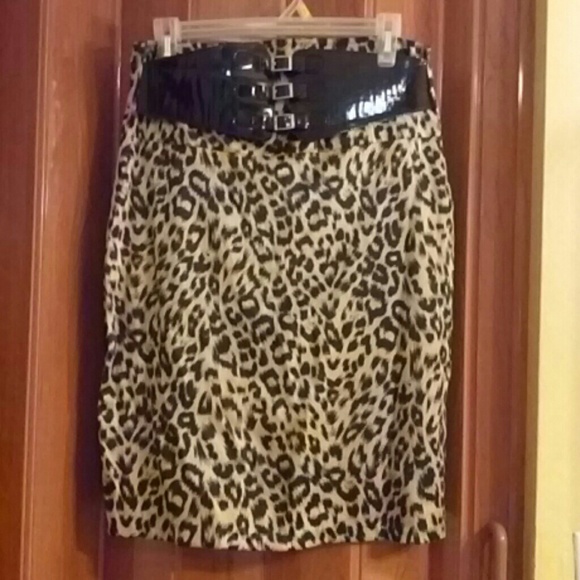 Dresses & Skirts - Leopard Skirt