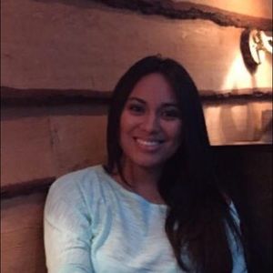 Meet your Posher, Alison