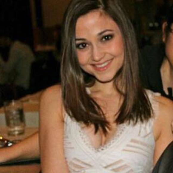 Meet your Posher, Genna