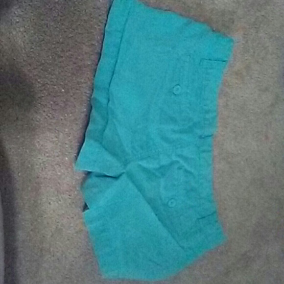 Shorts - Picture 2 of 2