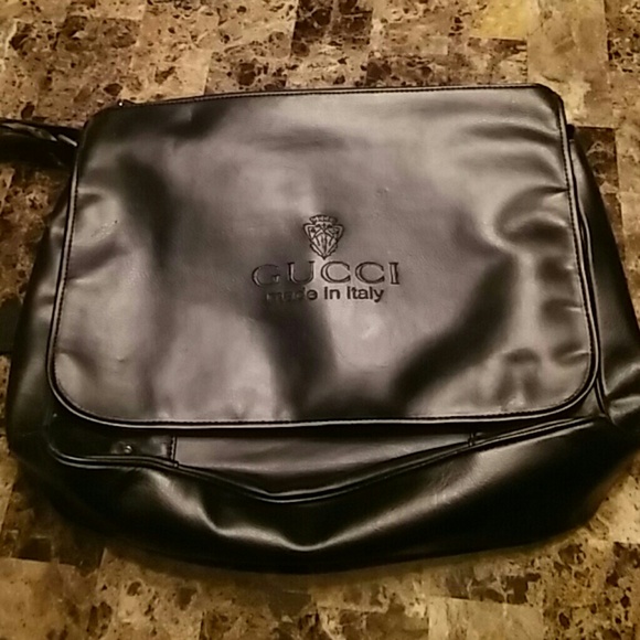 Laptop bag