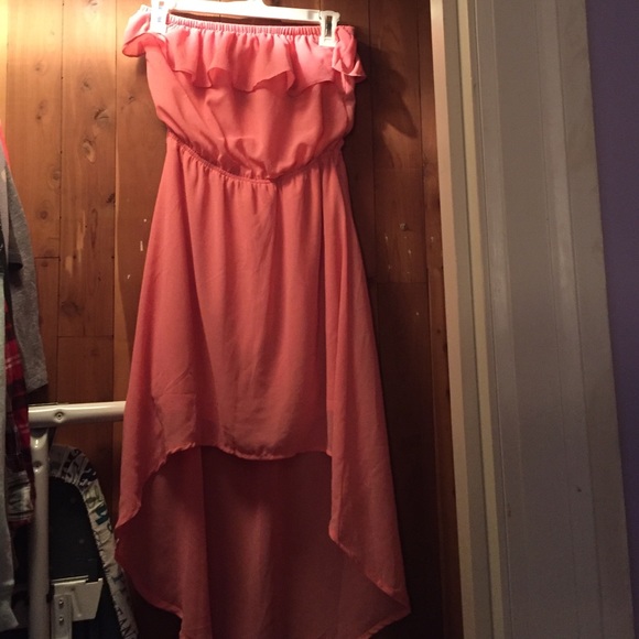 VERY CUTE Baby pink high low dress