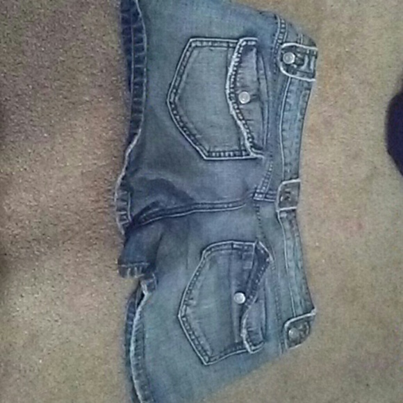 Jean shorts - Picture 2 of 2