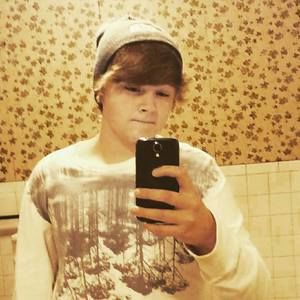 Meet your Posher, Dakota