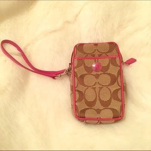 Vintage Coach Cell Phone Wristlet