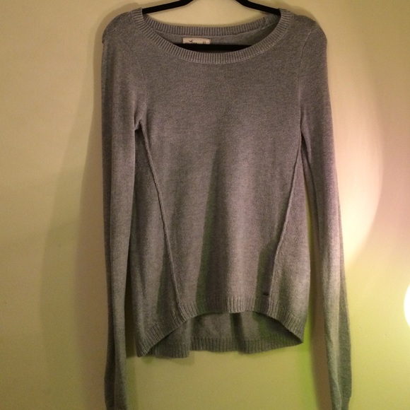 Gray hollister sweater