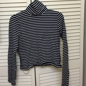 Turtle neck top