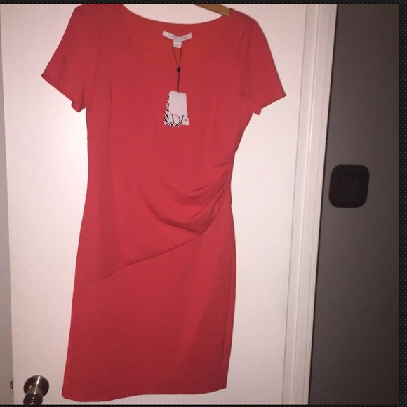 DVF BEVINA SHORT SLEEVE SHEATH DRESS, great price! - Picture 3 of 3
