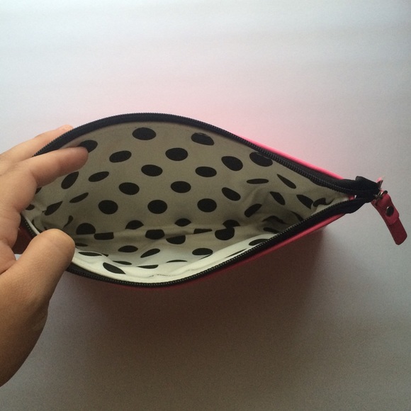 BRAND NEW💕🛍 Kate Spade New York clutch - Picture 3 of 3