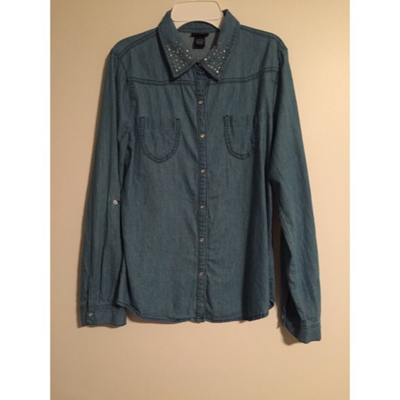 RUE 21 women's denim button up 100% cotton