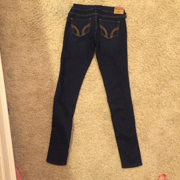 Dark wash skinny jeans - Picture 3 of 3