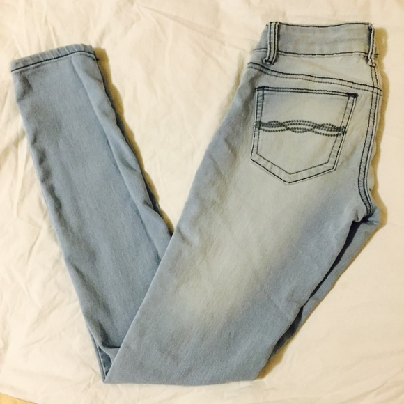 Jeans, feel like jeggings.