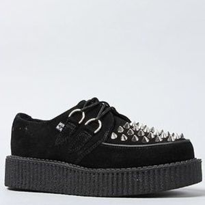 Low Sole Creeper in Black Suede