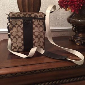 Signature Coach Crossbody