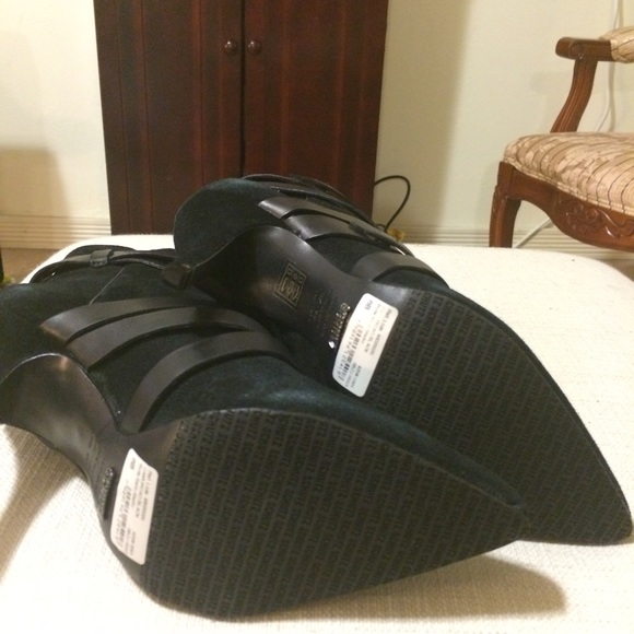 SCHUTZ Shoes - NEW black boots SCHUTZ Shoes - NEW black boots