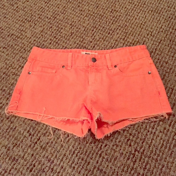 Size 2 VS Pink shorts