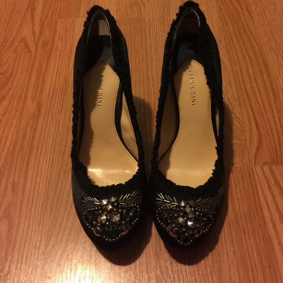 Gianni Bini Heels - Picture 2 of 4