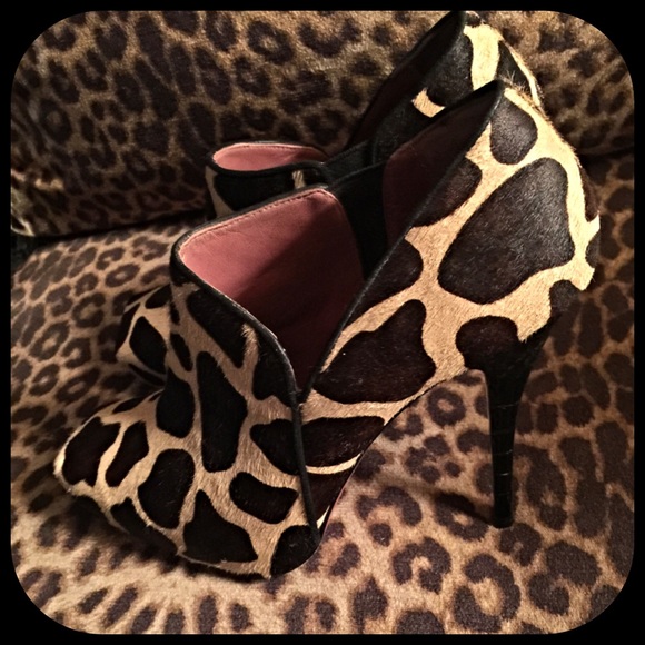 Unique European calf hair platform booties - Picture 2 of 4