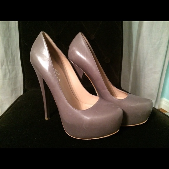Alejandro Ingelmo Sophia leather pumps, color haze