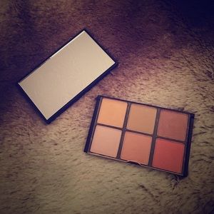 Mirror/Eye Shadow Combo