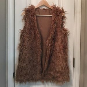 Brand spankin' new Nappy {faux} fur vest