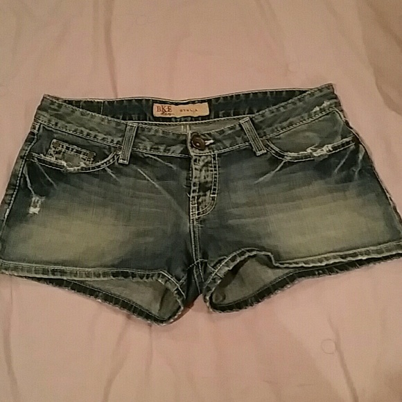 BKE shorts!