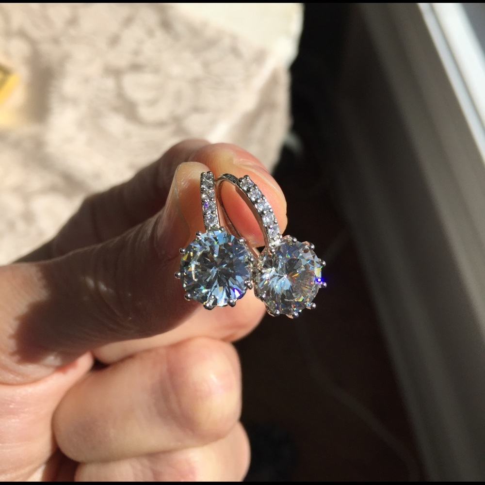 Silver plated CZ earring