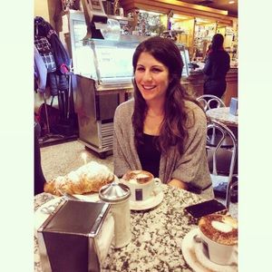 Meet your Posher, Marisa