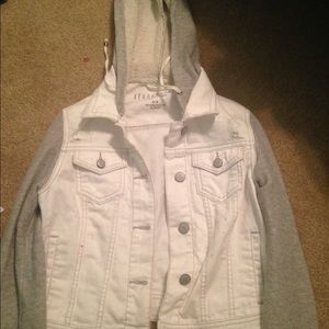 White Aeropostale jean jacket