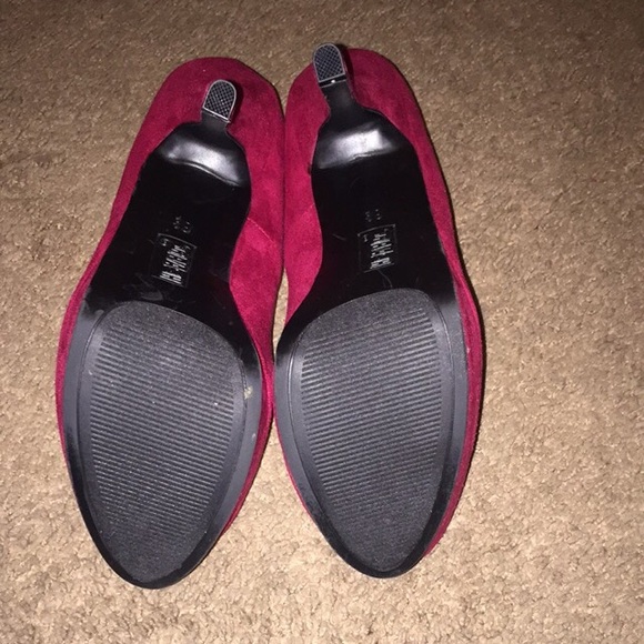 Fabulous Raspberry pumps with platform! - Picture 3 of 3