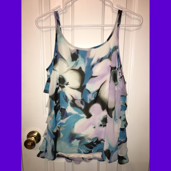 New York & Company Ruffle Tank - Picture 3 of 3