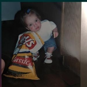 Meet your Posher, Julia