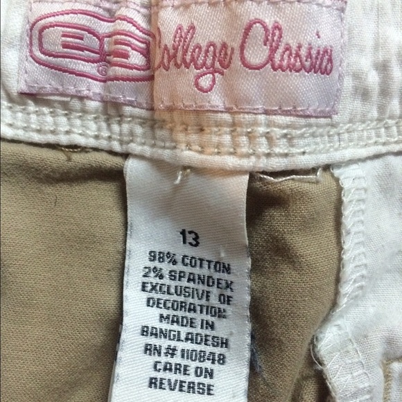 Tan woman's LSU shorts - Picture 2 of 2