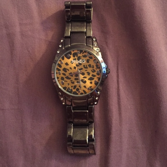 Leopard watch