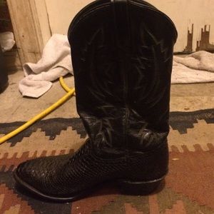 Woman's cowboy boots