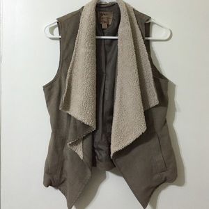 Faux shearling utility vest