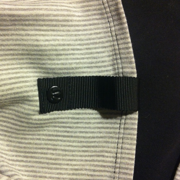 $40 Final Lululemon Vinyasa scarf - Picture 4 of 4