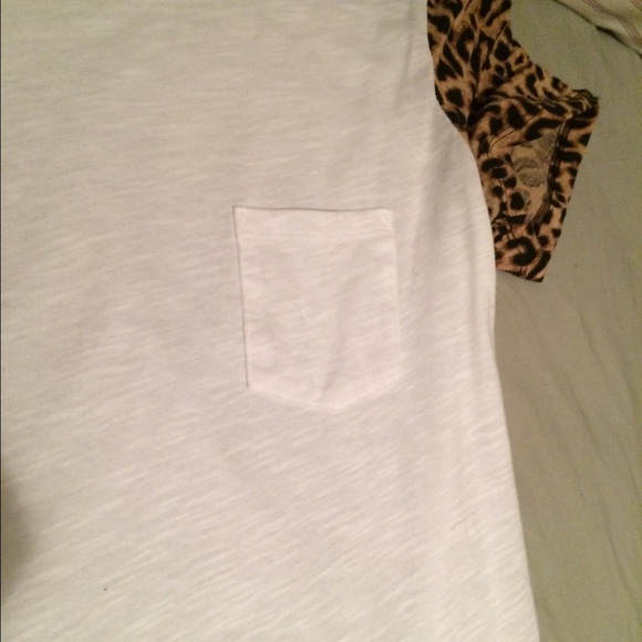 Victoria Secret Tee Small - Picture 2 of 4