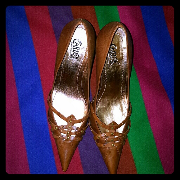 Carlos Santana Pumps