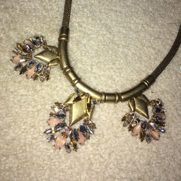 Stella & Dot Helena Necklace