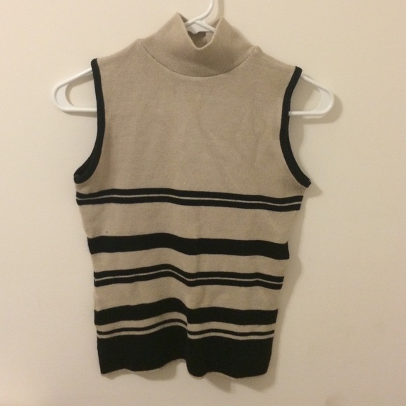 Cute Turtle Neck Sleeveless Top